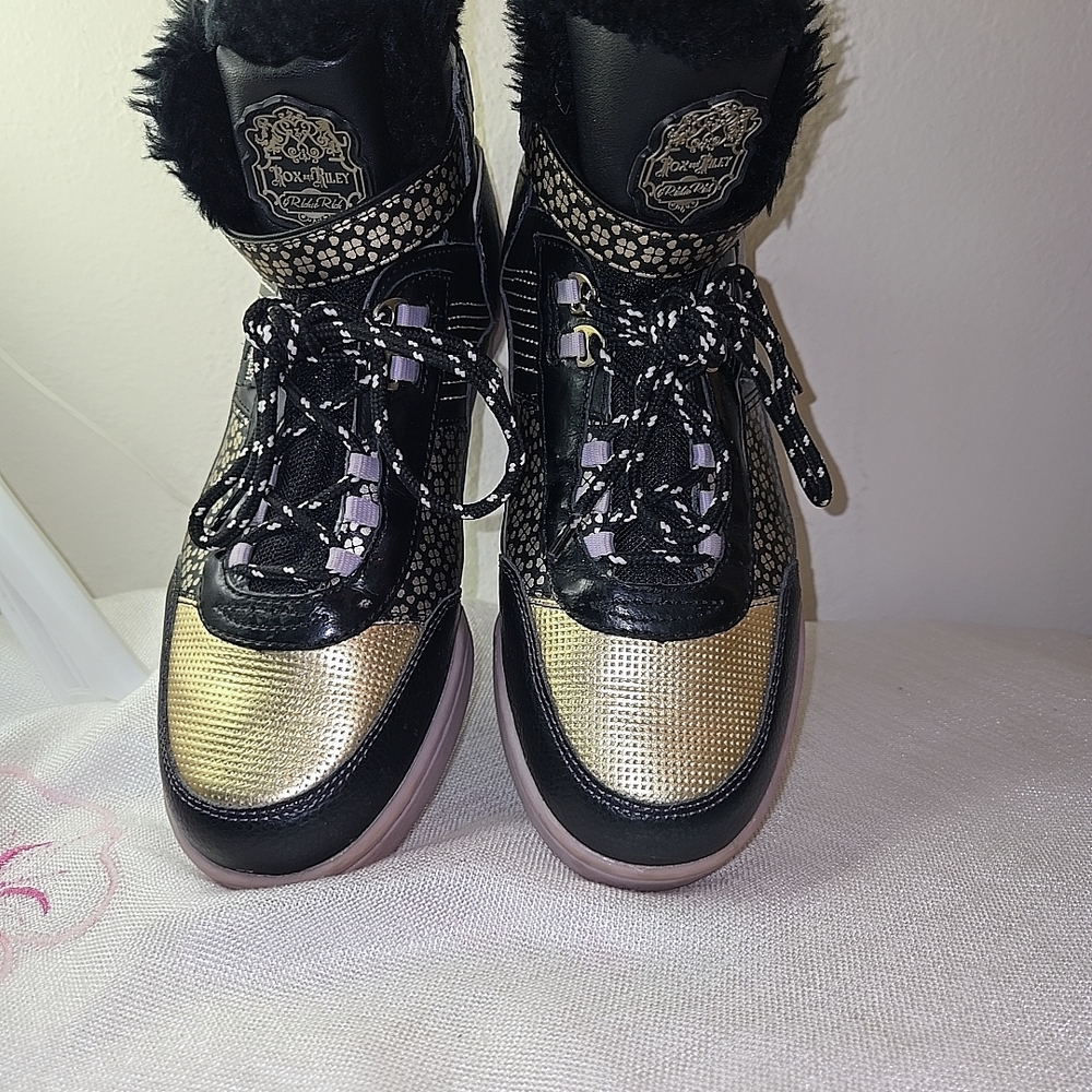 Rock & Roll Cowgirl Black and Gold Sneakers High-Top Design